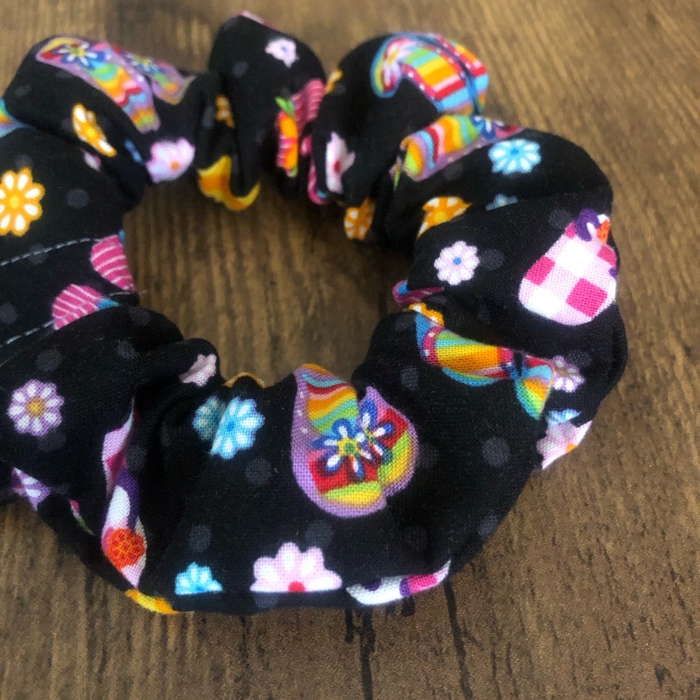 Design Hair Scrunchie (Flip flops) - Picture 2 of 5